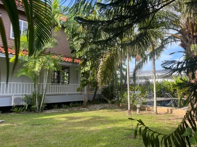 2ベッドルームヴィラ — Luxurious Residence Rawai - Private Pool Villas